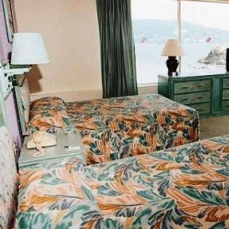 Playa Suites 4*