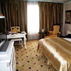 Imperial Palace 5*