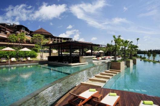 Radisson Plaza Resort Phuket 5*