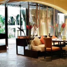 The Dusit Thani 5*