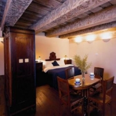 The Iron Gate Hotel And Suites 5*