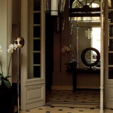 La Réserve Paris 4*