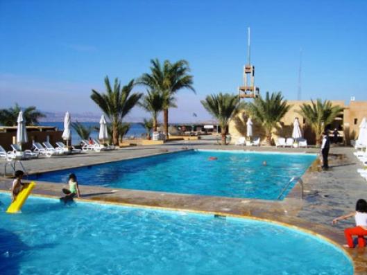 Coral Bay 3*