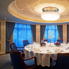 Hotel Schweizerhof 4*