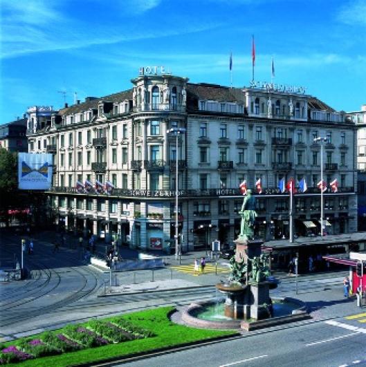 Hotel Schweizerhof 4*