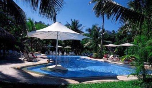 Castaway Island Resort 5*