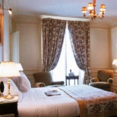 Lancaster 4*