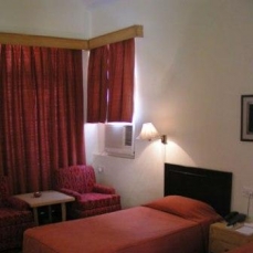 Whispering Palms Hotel 3*+