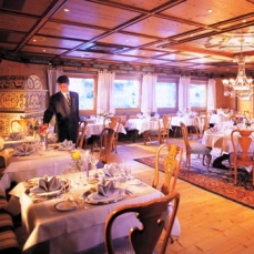 Trofana Royal 5*