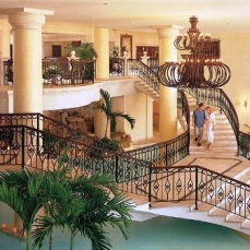 Secrets Capri Riviera Cancun 5*