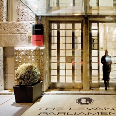 Levante Parliament 4*