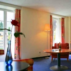Du Glasier 4*