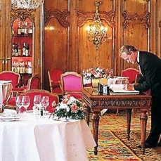 Negresco 4*