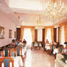 Hotel Labe 3*