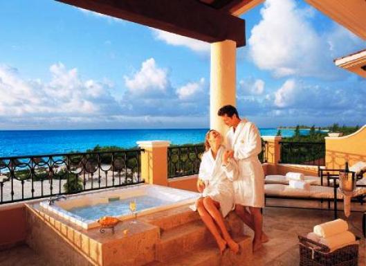 Secrets Capri Riviera Cancun 5*