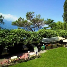 Eden Palace Au Lac 4*