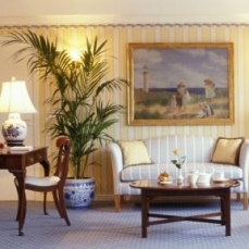 Newport Bay Club 3*