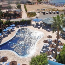 Anonymous Beach 3*