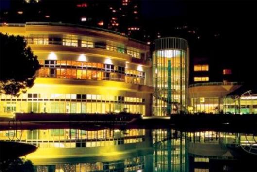 Le Meridien Beach Plaza 4*
