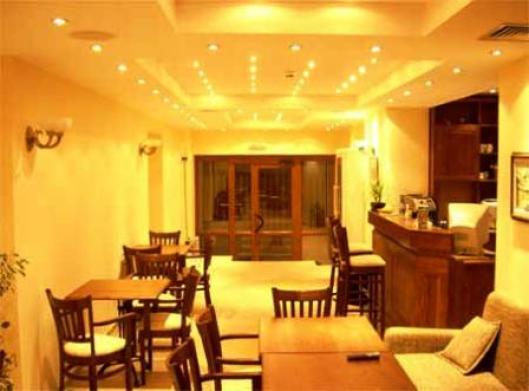 Kralev Dvor 3*