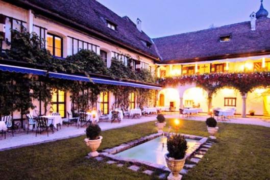 Schloss Leonstain 4*