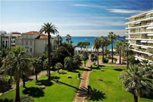 Le Grand Hotel   4*