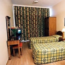 Estella Apts 3*