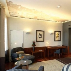 D'Angleterre & Residence 4*