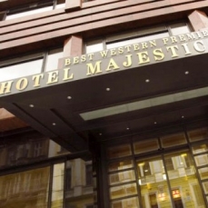 Best Western Premier Hotel Majestic Plaza 4*