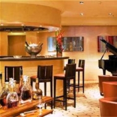 Warwick Champs-Elysees 4*