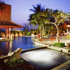 Sheraton Surabaya Hotel & Towers 5*