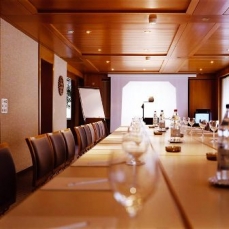 Schweizerhof Hotel & Residence 4*