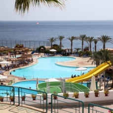 Royal Rojana Resort 5*