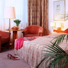 Diplomat Hotel Prague 4*