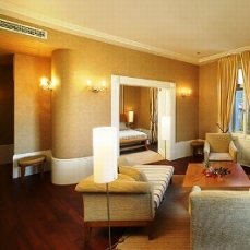 Riverside 5*