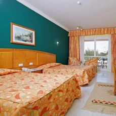 Royal Palace 4*
