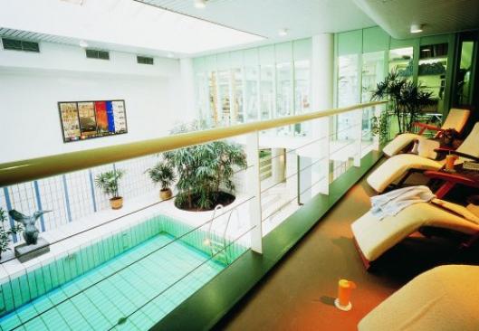 Victoria Hotel Amsterdam 4*