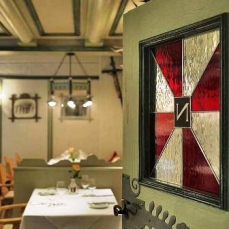 Schwarzer Adler Wellness-Spa Hotel  4*