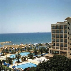 Sandy Beach 4*