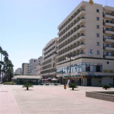 Sun Hall 4*