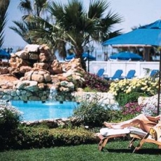 Sandy Beach 4*