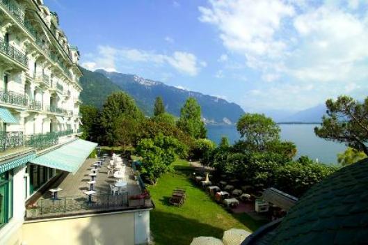 Eden Palace Au Lac 4*