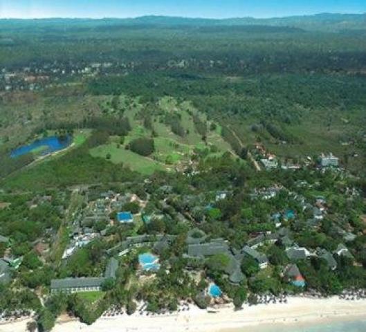 Leisure Lodge Beach & Golf Resort 5*