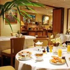 Croisette Beach  4*