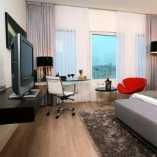 Plaza City Centre Hotel 5*