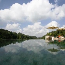 Ubud Hanging Gardens boutique 5*