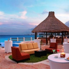 NH Krystal Cancun 5*