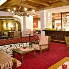 Hotel Neue Post 4*