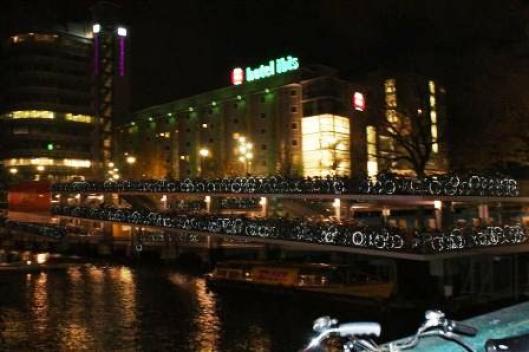 Ibis Amsterdam Centre 3*