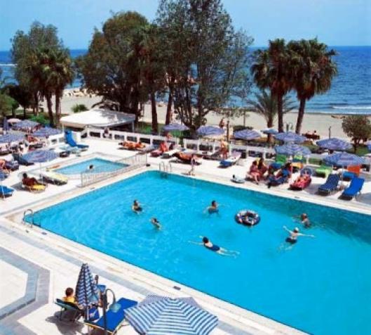 Poseidonia Beach 4*